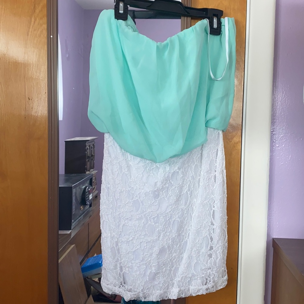 Mint and white short strapless dress